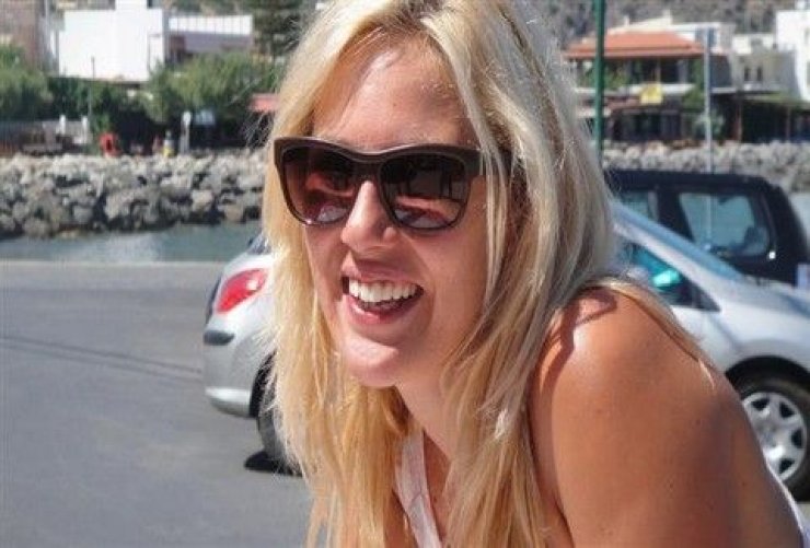 Γέννησε ανήμερα των Χριστουγέννων η Ντόρα Κουτροκόη [εικόνα]