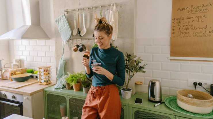 4 tips για να οργανώσετε την κουζίνα σας έτσι ώστε να κάνετε πιο σωστές διατροφικές επιλογές