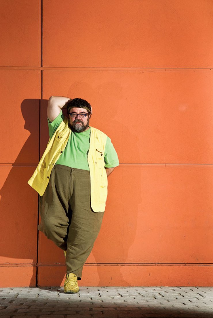 Ο Σταμάτης Κραουνάκης τραγουδά στην Κύπρο