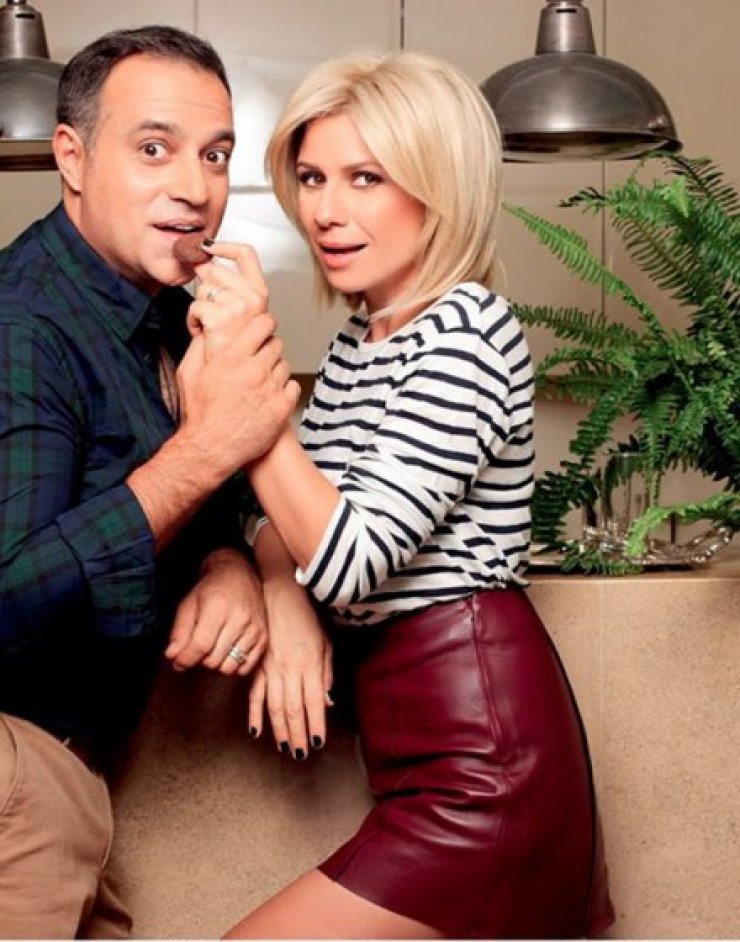 Καραβάτου – Κατσούλης: Η αποκάλυψη για το φύλο του μωρού που περιμένουν!