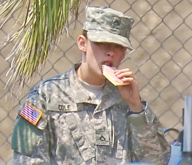 H Kristen Stewart έγινε στρατιωτίνα!