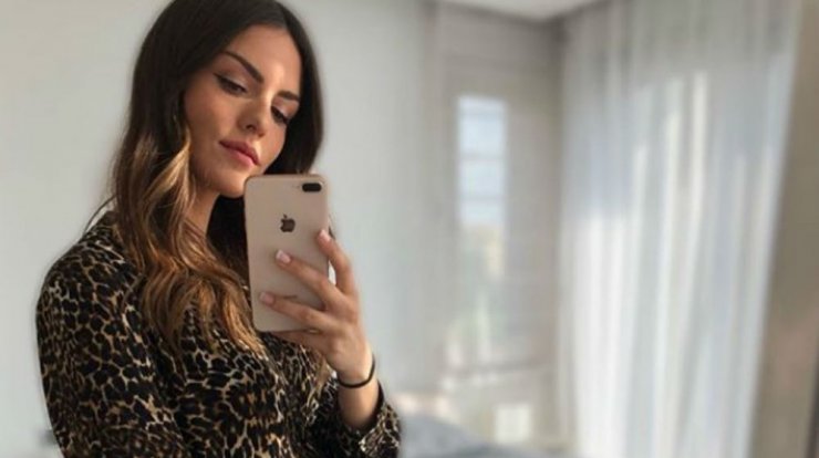 Κρίστη Αγαπίου: Το look της στον έβδομο μήνα της εγκυμοσύνης της που μας ενθουσίασε!