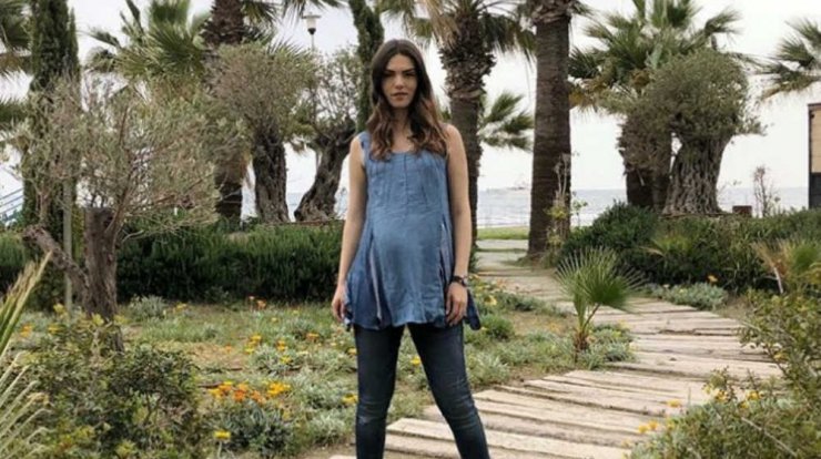 Κρίστη Αγαπίου: Μας έδειξε τα έπιπλα που έχει βάλει στο παιδικό δωμάτιο της κόρης της!