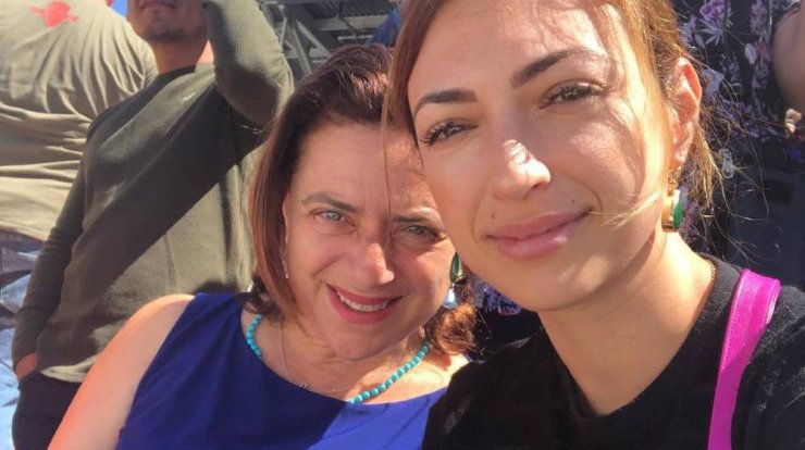 Έλενα Παπαδοπούλου: Μιλάει για τον επερχόμενο γάμο της κόρης της, Κρίστυς! [βίντεο]