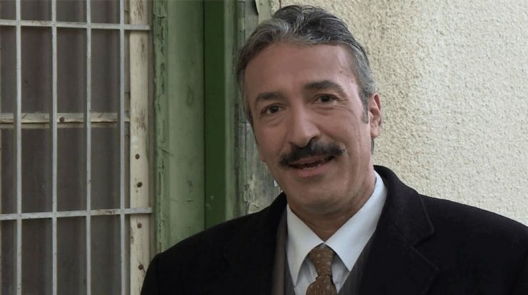 Κρίστοφερ Γκρέκο: Με την κορούλα του στα γυρίσματα της σειράς "Γαλάτεια" [εικόνες]