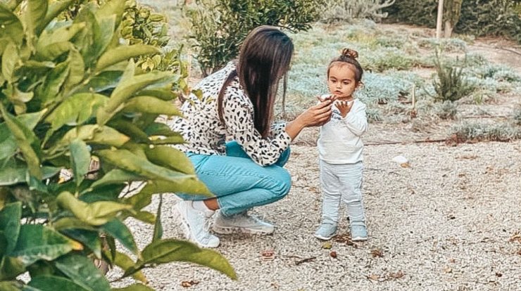 Κρίστη Αγαπίου: Η αντίδραση της ενάμιση έτους κόρης της όταν δεν έβρισκε τα φλαμίνγκο! [εικόνες]