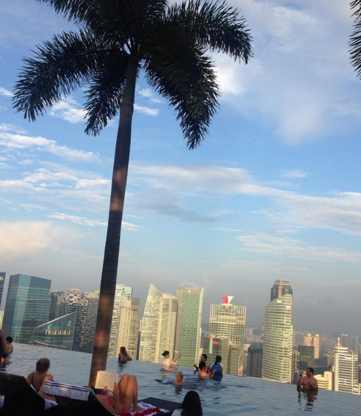 Ποια επώνυμη Κύπρια απολαμβάνει αυτή την θέα που κόβει την ανάσα;