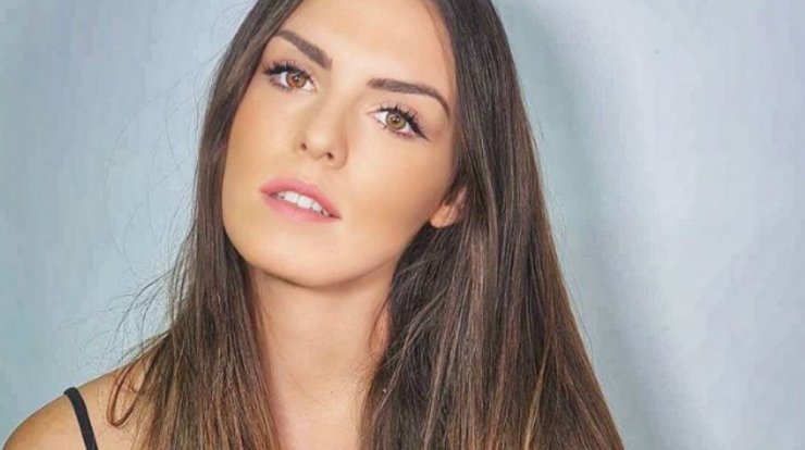 Κρίστη Αγαπίου: Το υπέροχο στιγμιότυπο αγκαλιά με τη μικρή Ελύσια στο σπίτι!