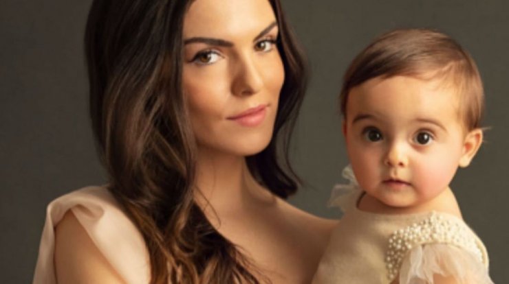 Κρίστη Αγαπίου: Μας έδειξε πως πέρασαν τα πρώτα γενέθλια της Ελύσιας εν μέσω περιορισμών [εικόνες]