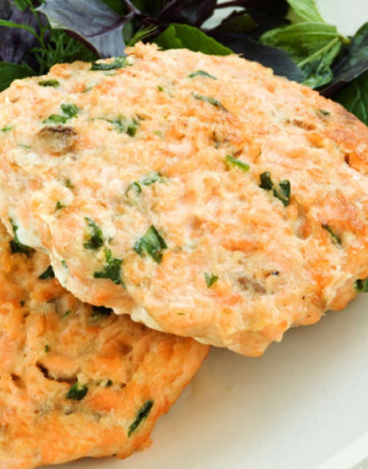 Κροκέτες σολομού με καμαμπέρ