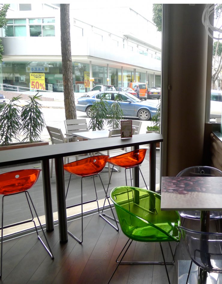 Το Olives & Burgers ανοίγει και βράδια!