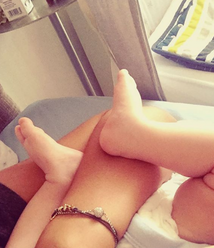 Ελληνίδα παρουσιάστρια γέννησε πριν τρεις μήνες και ποζάρει με μαγιό αφήνοντάς μας άφωνους!