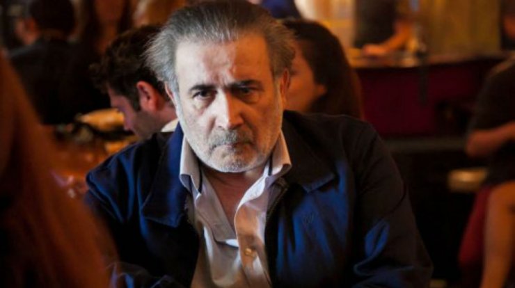 Λάκης Λαζόπουλος: "Ραγίζουν" καρδιές τα λόγια του στην εξόδιο ακολουθία της συζύγου του!