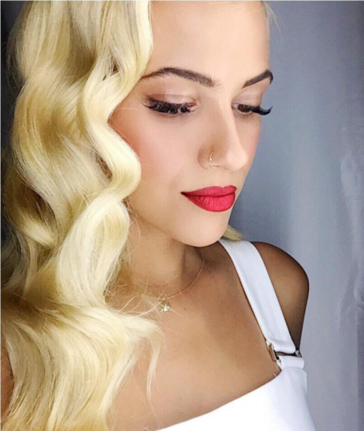 Λάουρα Νάργες: Μετά το "Survivor" φτιάχνει τούρτες!