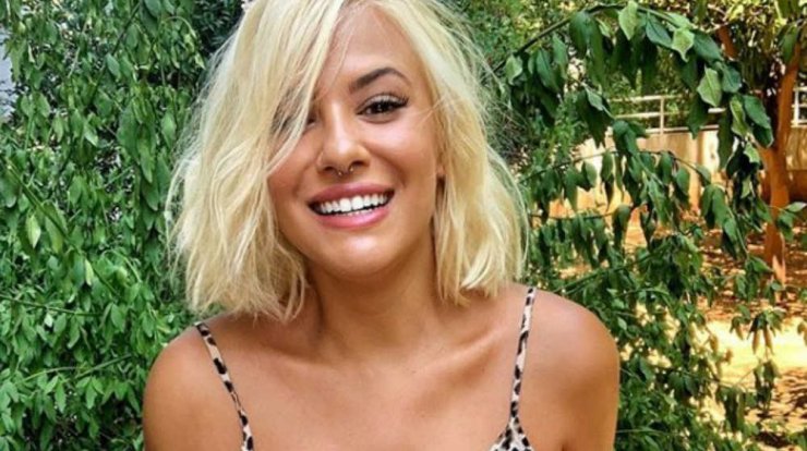 Λάουρα Νάργες: Το νέο της hair look που μας εντυπωσίασε!