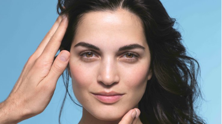 Γήρανση: Αναζωογονήστε το δέρμα σας με Βιταμίνη C