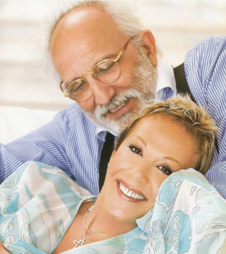 Ο σπαρακτικός επικήδειος λόγος του Αλέξανδρου Λυκουρέζου στην κηδεία της Ζωής Λάσκαρη!