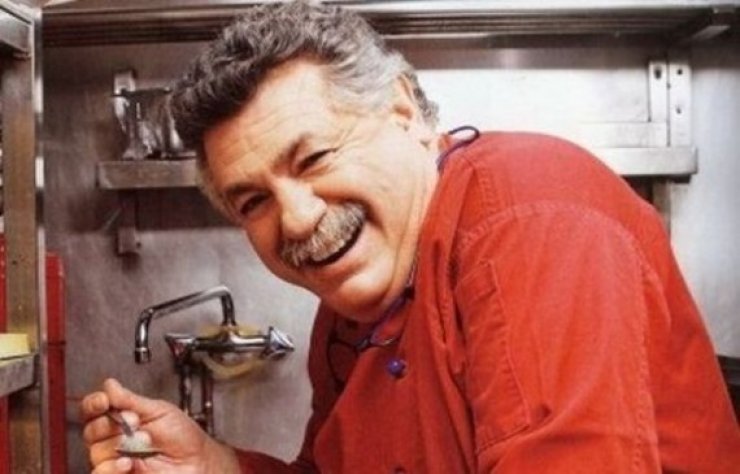 Λαζάρου: Το διαζύγιο με το MEGA, τον στέλνει στην… αγκαλιά της Ράνιας Θρασκιά