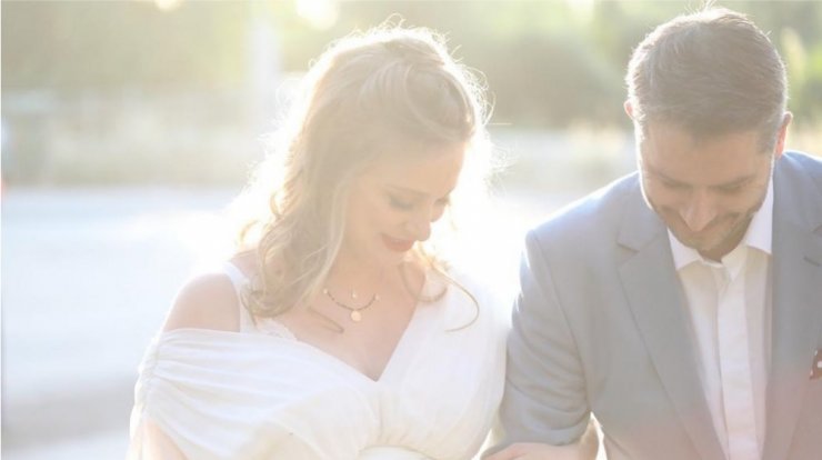 Αλέξανδρος Μπουρδούμης: Ο γλυκός τρόπος που επέλεξε να ευχηθεί στη σύζυγό του για τα γενέθλιά της [εικόνα]