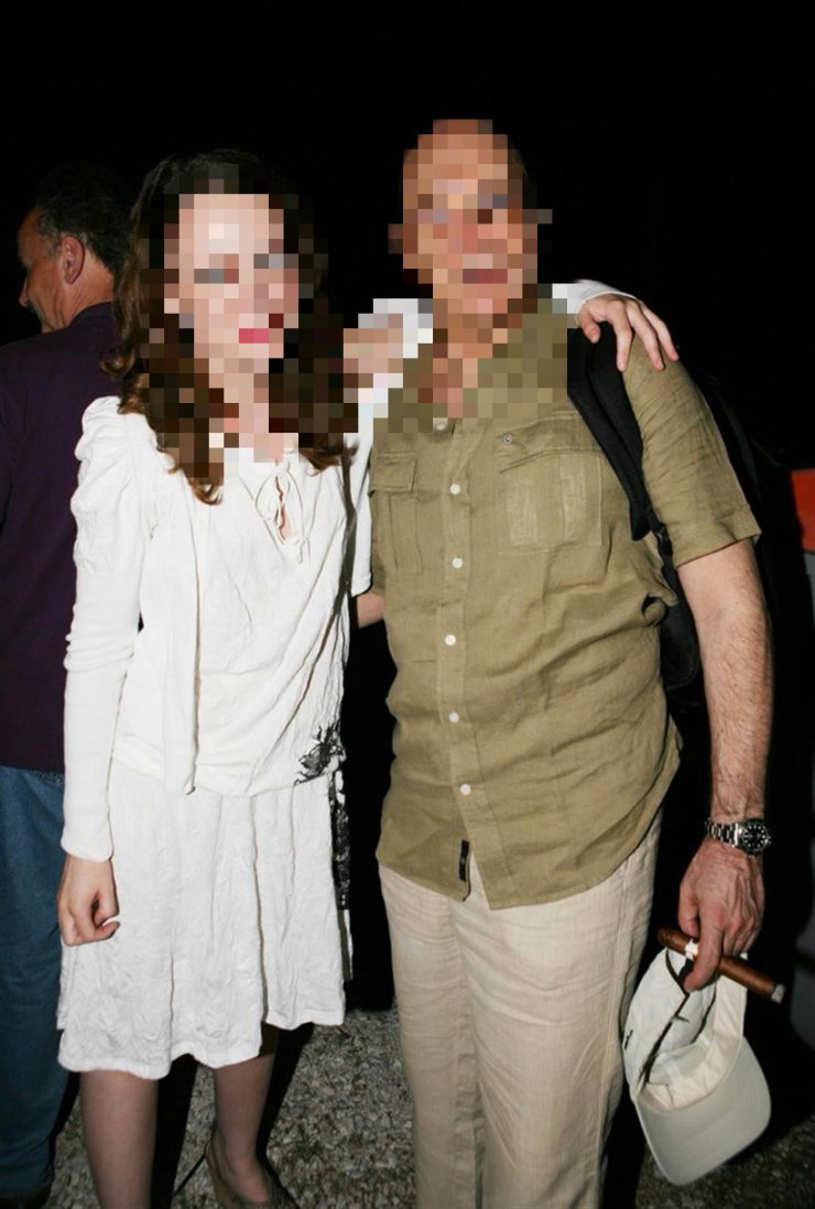 Το πασίγνωστο ζευγάρι της ελληνικής showbiz χώρισε μετά από πέντε χρόνια σχέσης