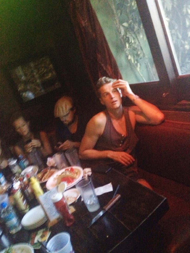 Τι έκανε ο Leonardo Di Caprio στον αγώνα Βραζιλίας-Γερμανίας; [εικόνες]