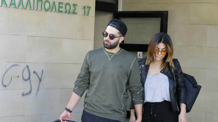 Η σύντροφος του Ανδρέα Λέοντα μας έδειξε τον δύο μηνών γιο τους! [βίντεο]