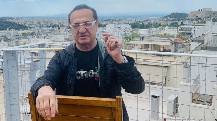 Λευτέρης Πανταζής: To ατύχημα στο κεφάλι και η εσπευσμένη μεταφορά στο νοσοκομείο