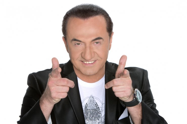 Λευτέρης Πανταζής: Λιποθύμησε στο καμαρίνι του