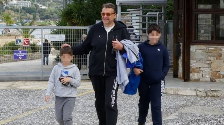 Γιώργος Λιάγκας: H υπέροχη εικόνα από την κατάβαση που έκανε με τους γιους 