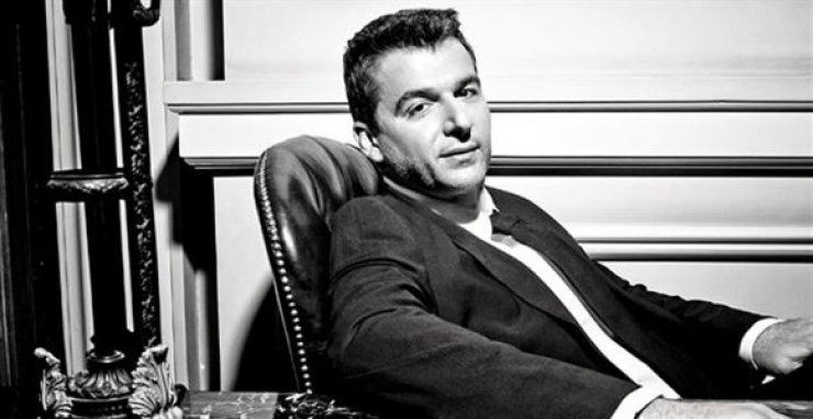 Ο Γιώργος Λιάγκας αποκάλυψε ποιος Έλληνας ηθοποιός θα πληρωθεί με 35,000 ευρώ το επεισόδιο!