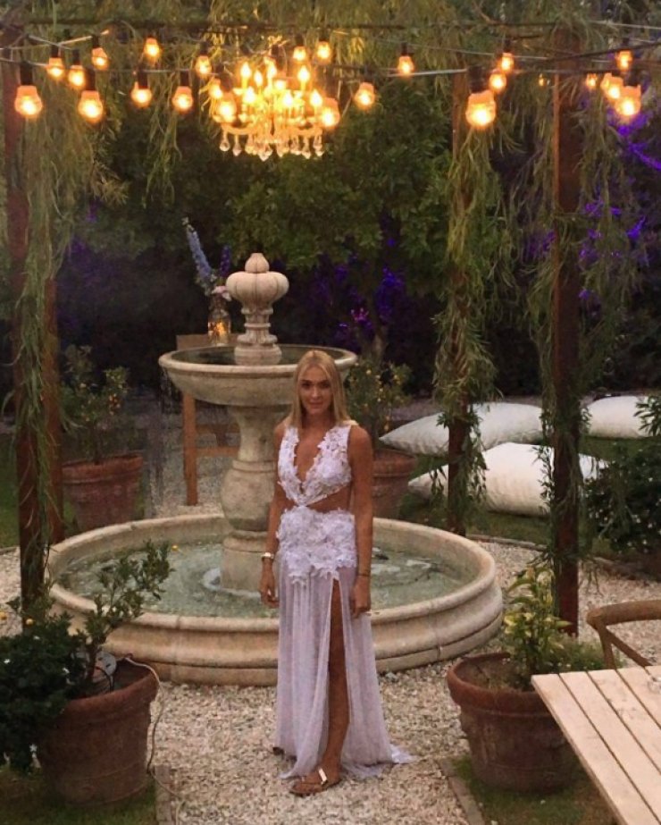 Σύλβια Μαυροπούλου: "Έτσι έζησα τα γενέθλια μου και ζωντάνεψα τον κήπο του αγαπημένου μου παραμυθιού"