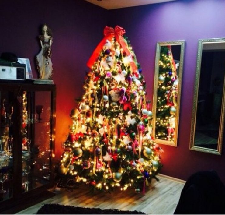 Άρχισαν οι χριστουγεννιάτικοι στολισμοί! Ποια Κύπρια ηθοποιός έκανε την αρχή!