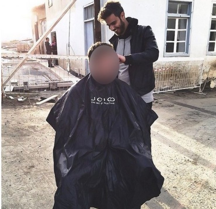 Ποιος ηθοποιός κυπριακής σειράς ανανέωσε την κουπ του στην μέση του δρόμου [εικόνα]