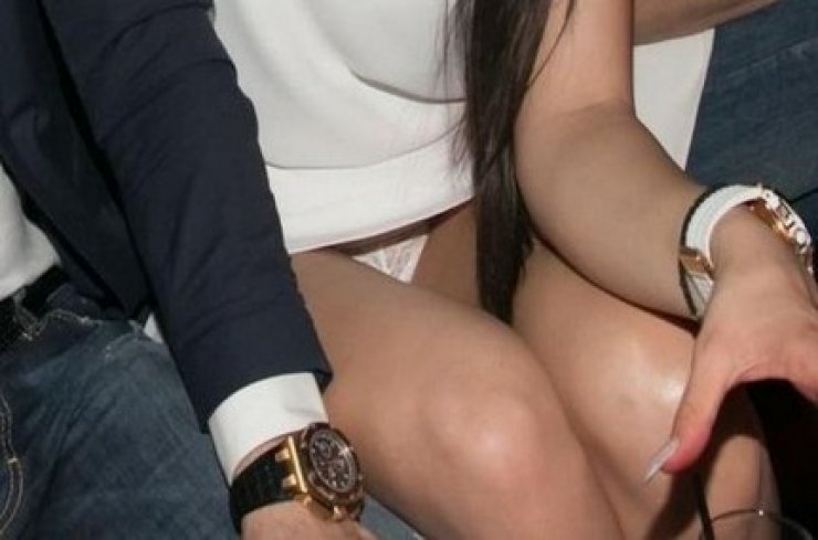 Το αποκαλυπτικό "ατύχημα" γνωστής μελαχρινής Ελληνίδας