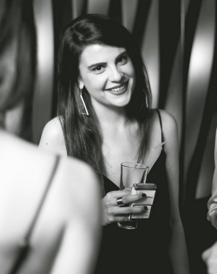 Ξέσπασε ξανά η Ιλάνα Κολίτση: "Με στεναχώρεσε που με παρουσίασαν σαν κακομαθημένο πλουσιοκόριτσο"