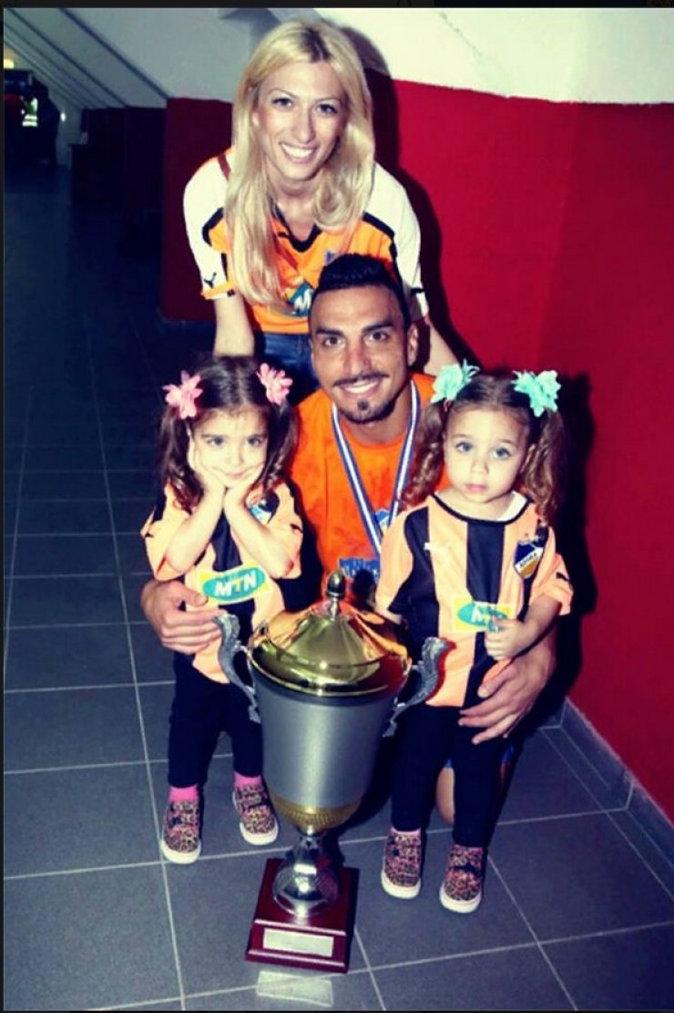 Ώρες αγωνίας για τον Κωνσταντίνο και Στέλλα Χαραλάμπίδη