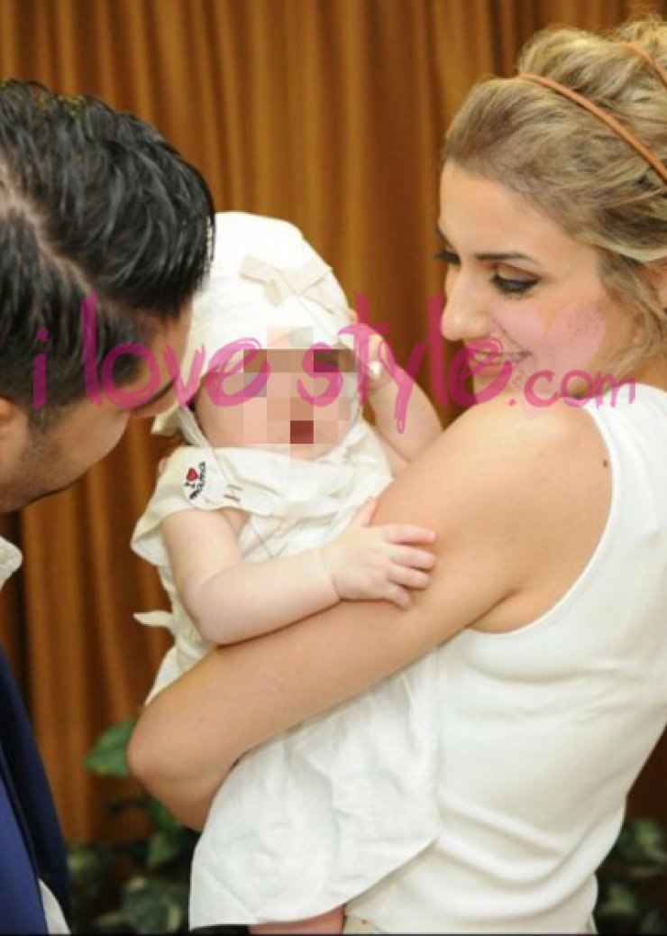 Θησέας Ιωάννου - Αναστασία Θεοδοσίου: Βάφτισαν την κόρη τους!