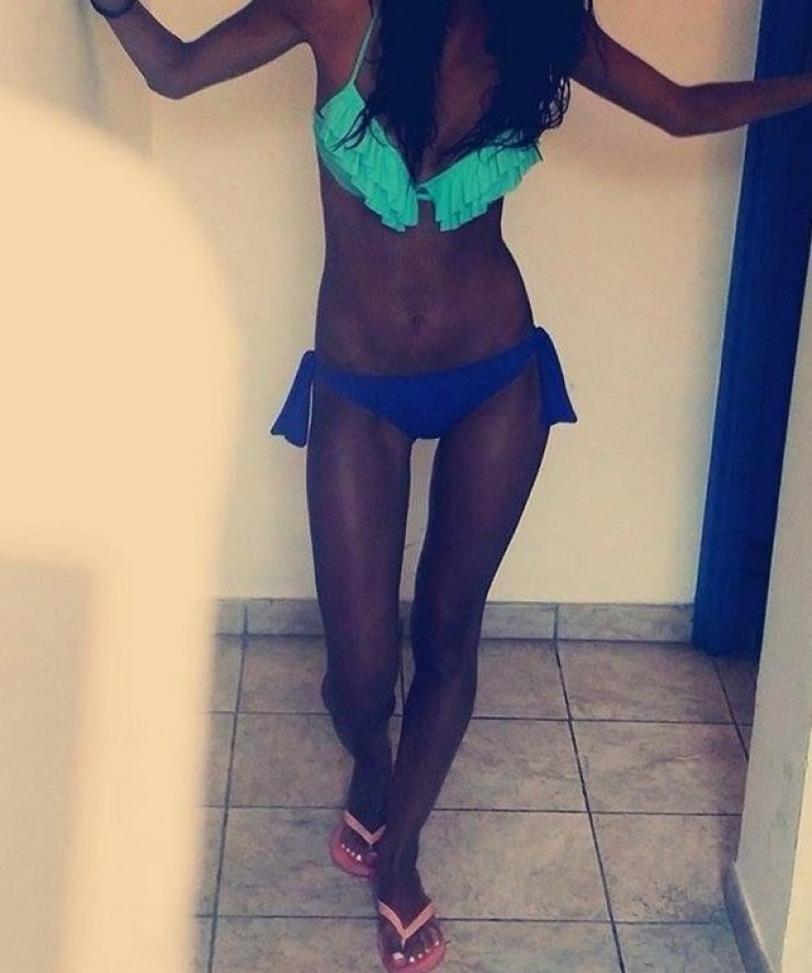 Κι όμως είναι λευκή, Κύπρια μοντέλο από τα Feel Fantastic