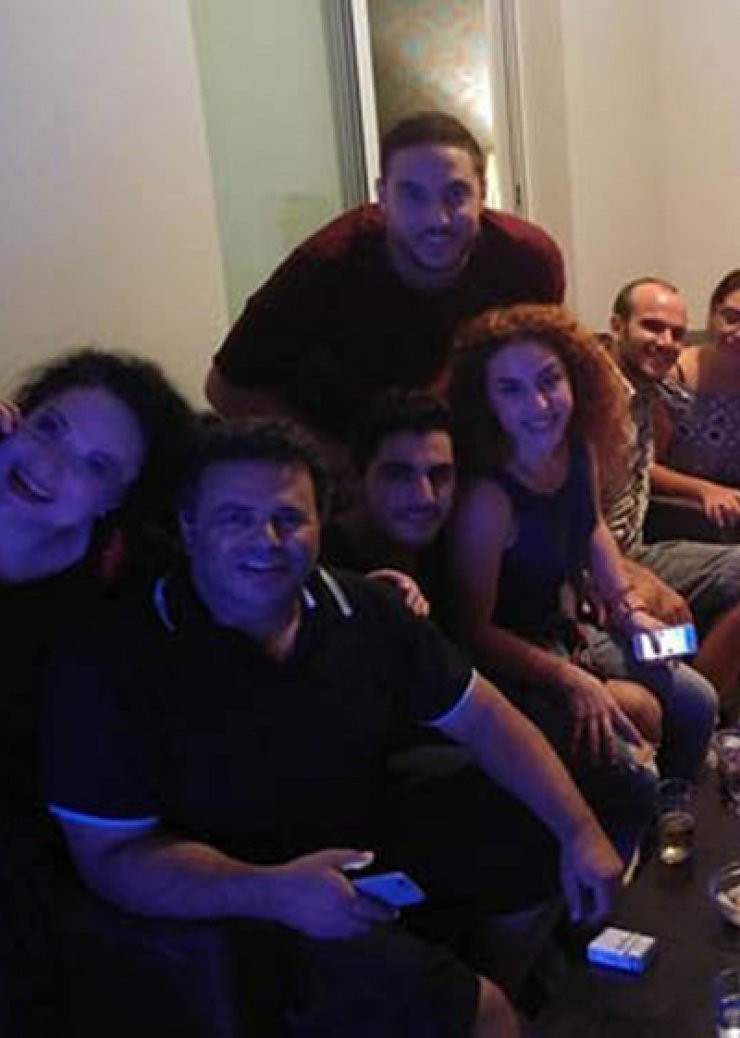 Που είδαν χθες η παραγωγή και οι ηθοποιοί την πρεμιέρα της σειράς "Κατά λάθος"