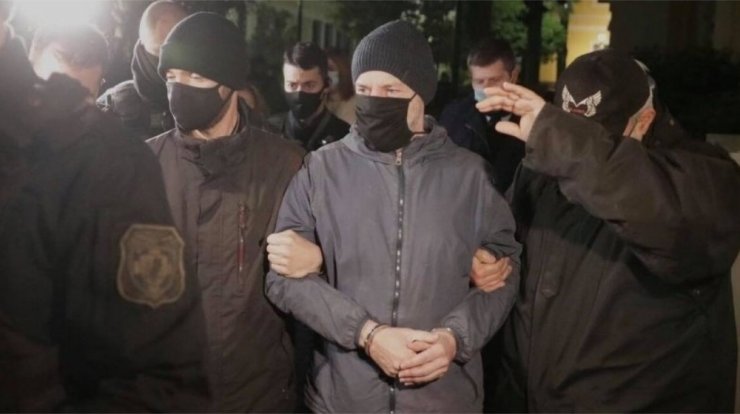 Δημήτρης Λιγνάδης: Κρίθηκε προφυλακιστέος για την κατηγορία του βιασμού κατά συρροή