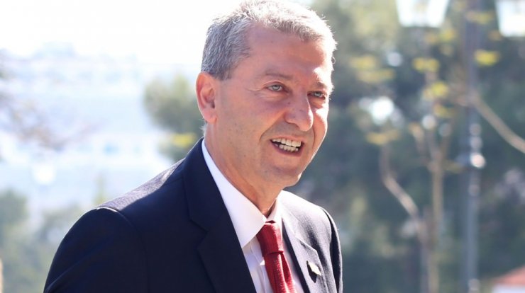 Γιώργος Λιλλήκας: Μάθαμε πόσα χρόνια διαφορά έχει με τη νέα του σύζυγο! 