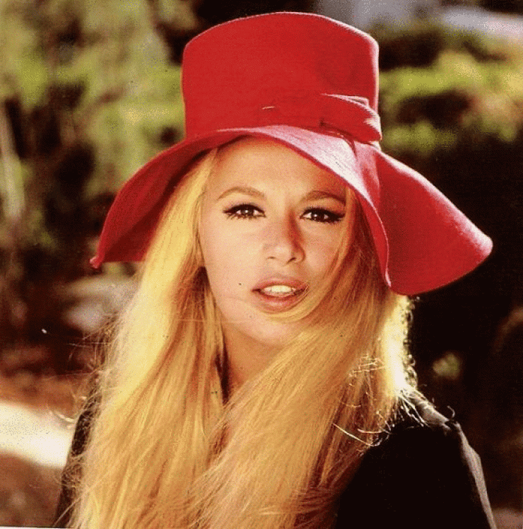 Τι αποκάλυψε 18 χρόνια μετά το θάνατο της Αλίκης ο γιατρό της...