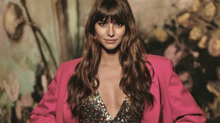 Πέντε looks από την Ηλιάνα Παπαγεωργίου που θέλουμε να αντιγράψουμε αυτές τις γιορτές