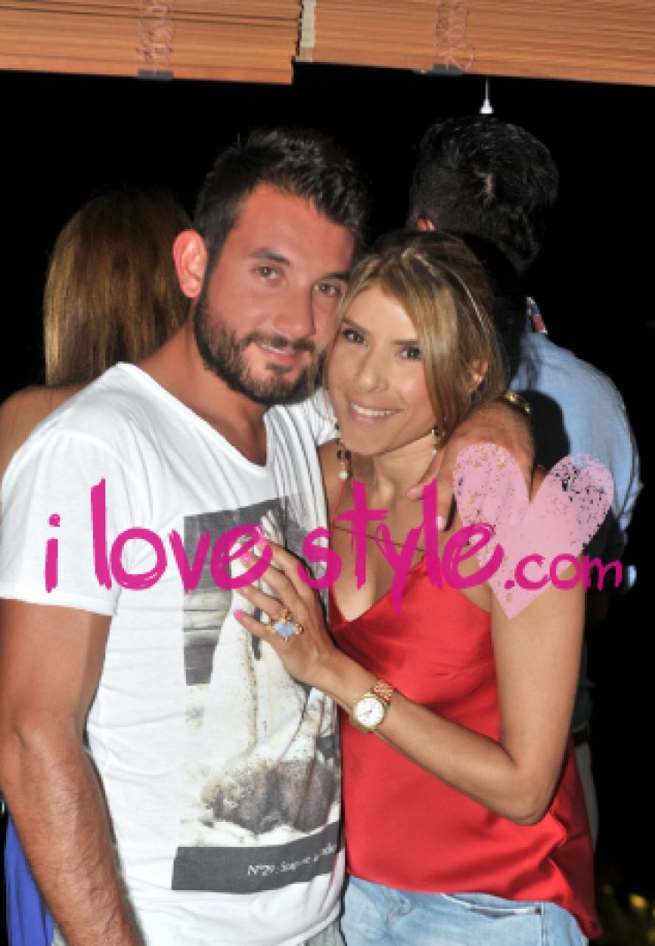 Άνδρεα Λόρδου – Κρίστοφερ Κουτρουζά: Δείτε τους σε τρυφερές και παθιασμένες στιγμές…