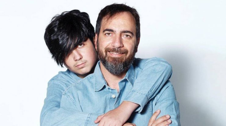 Λώρης Λοϊζίδης: Στην Αγγλία με τον έφηβο γιο του, Χρύση [εικόνα] 