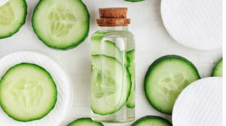 DIY λοσιόν προσώπου για τόνωση και λάμψη με μόνο δυο υλικά