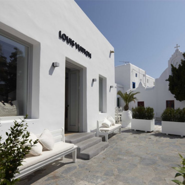 Louis Vuitton: Pop up @ Mykonos