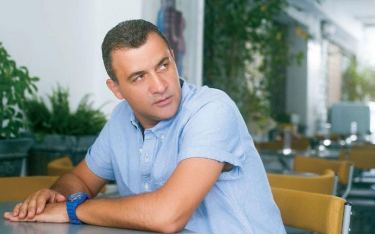 Δεν το γνωρίζαμε: Τι συνδέει το Λουκά Φουρλά με γνωστή Κύπρια socialite 