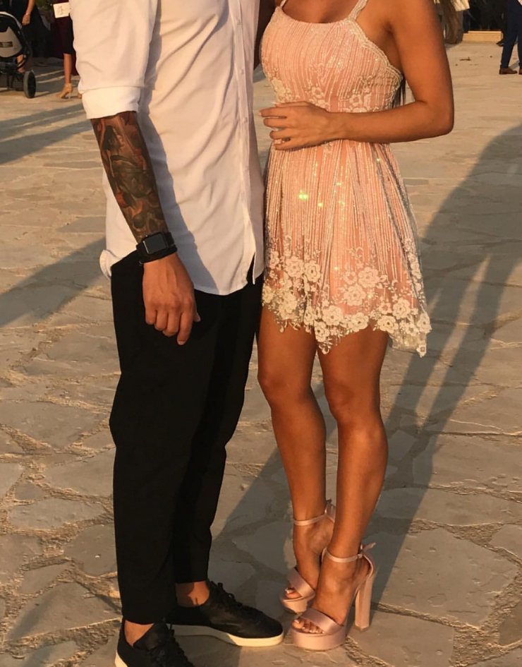 Επώνυμη Κύπρια τρελά ερωτευμένη στο πλευρό του συντρόφου της σε μία σπάνια κοινή τους εμφάνιση!