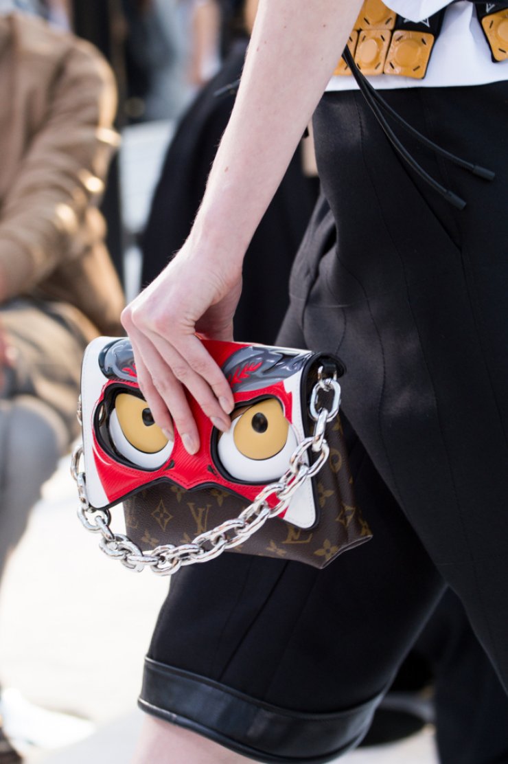 Next Season᾽s it Bags: Kabuki-eyed bags από τον οίκο Louis Vuitton